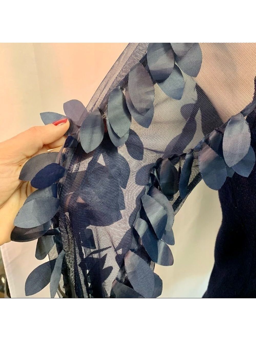 WILD Flower navy Leaf Mesh Sleeves Jumper Sz XS - Picture 7 of 12